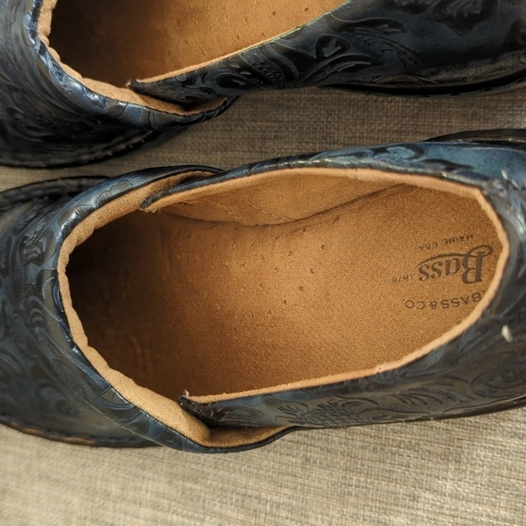 GH Bass Sheena Blue Tooled Textured Slip On Shoes Clogs 9M Fits Like 8.5 - Picture 4 of 14